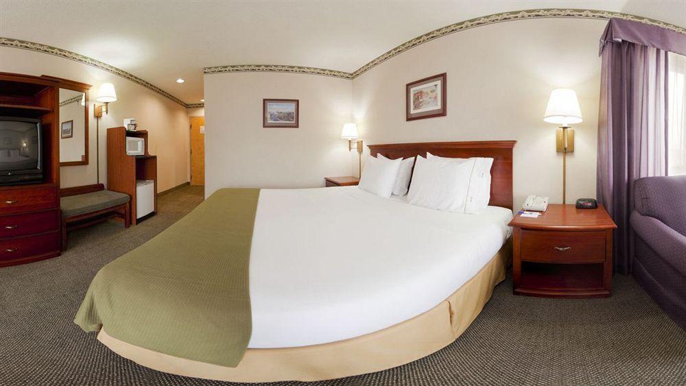 Round Hill Inn Orange Luaran gambar