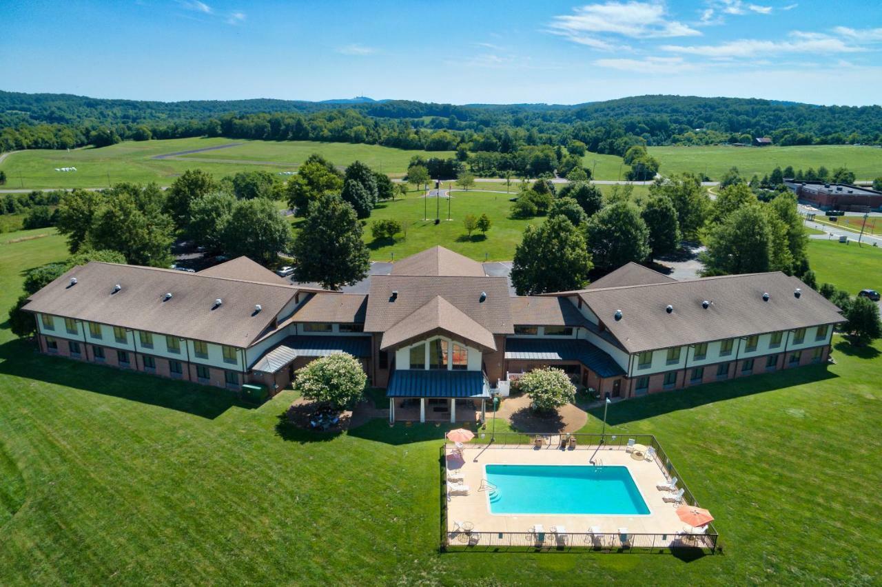 Round Hill Inn Orange Luaran gambar